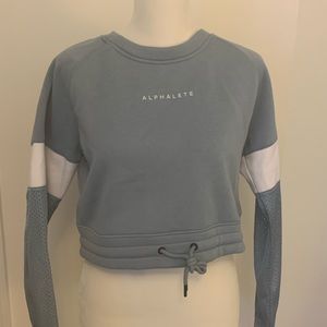 Alphalete Cropped Sweatshirt
